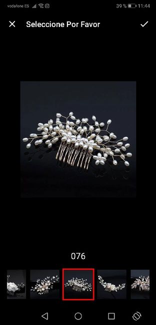 Accesorio de cabello y vestido - 3