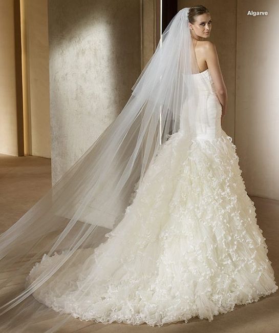 Mi vestido por detrás