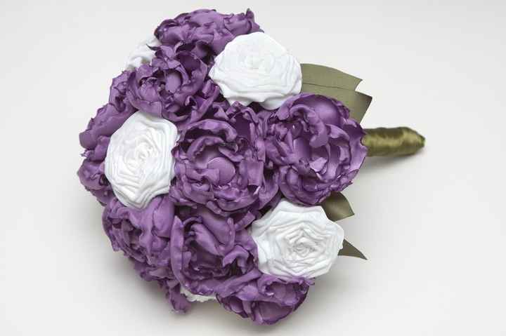 peonias y rosas