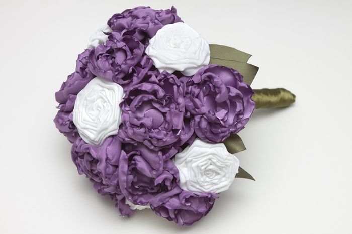 peonias y rosas