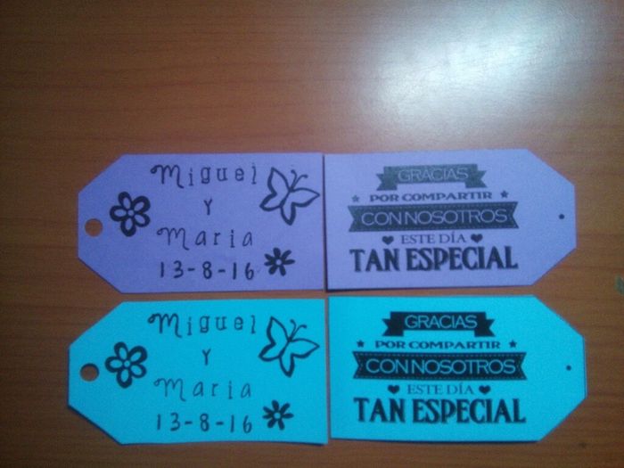 Sello personalizado y tarjetas para los detalles - 1