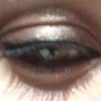Ojo maquillado con luz