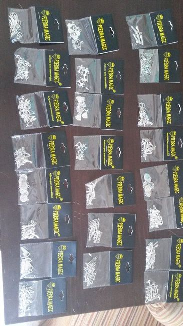 paquetes de abalorios 0,50 centimos si comprabas mas de 40 paquete se quedaban a 0,40 centimos