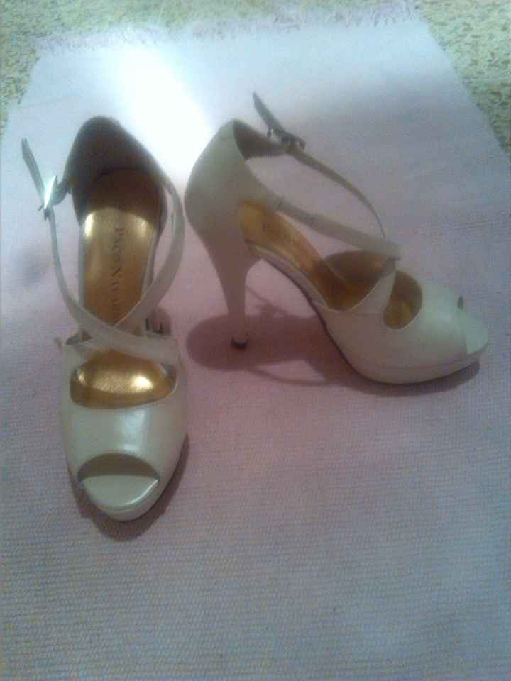 Por fin! mis zapatos de talla pequeña! - 1