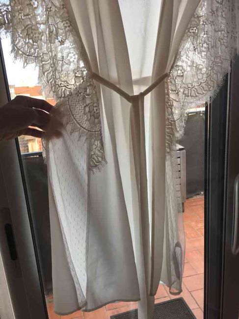 Bata y camisón de novia - 1