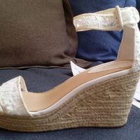 Par de zapatos alternativos - 1