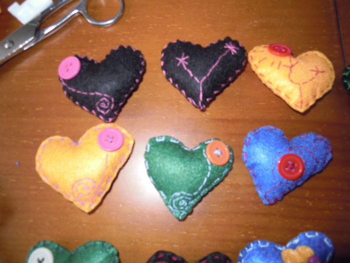 broches