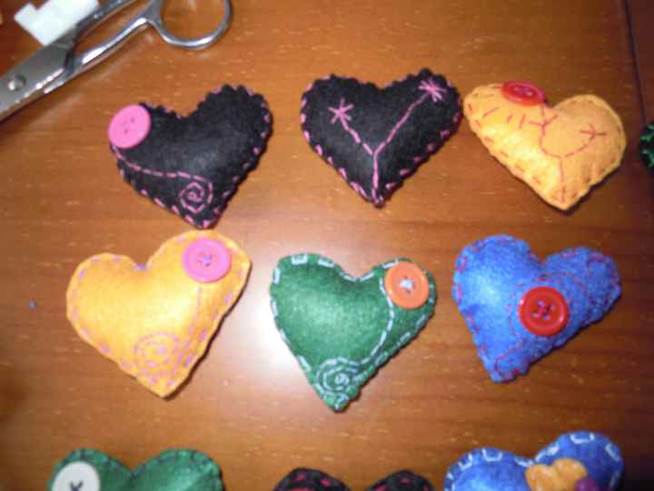 broches