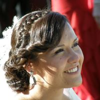 Peinado y maquillaje