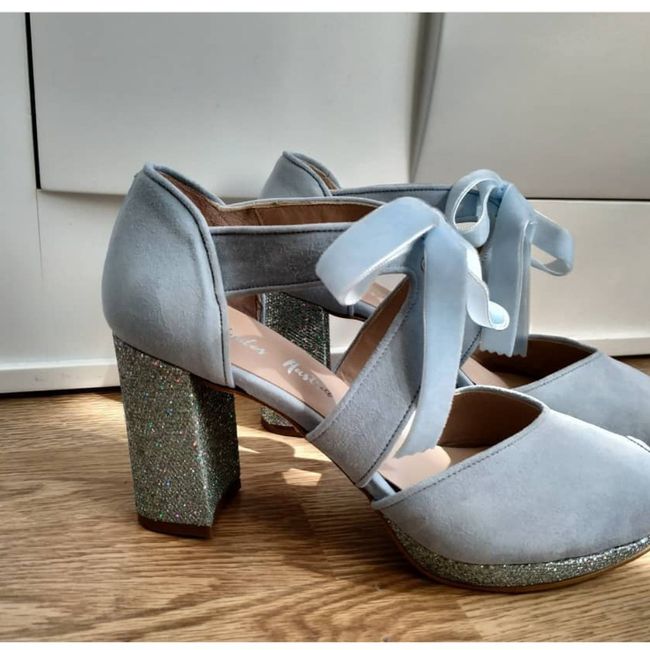 Sos zapatos azules 3