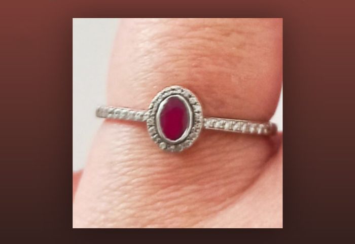 Como es vuestro anillo 💍 de pedida? 13