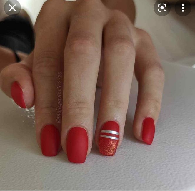 Manicura francesa o color? 7