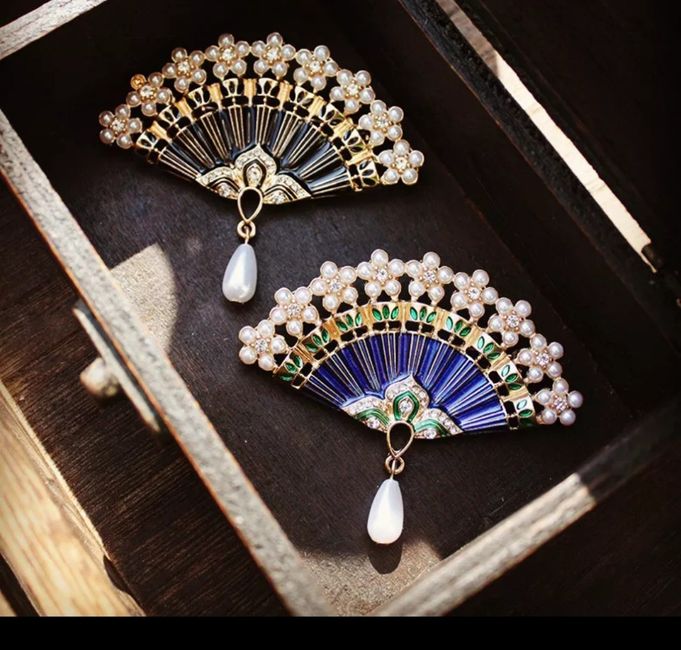 Broches de mantoncillo 8