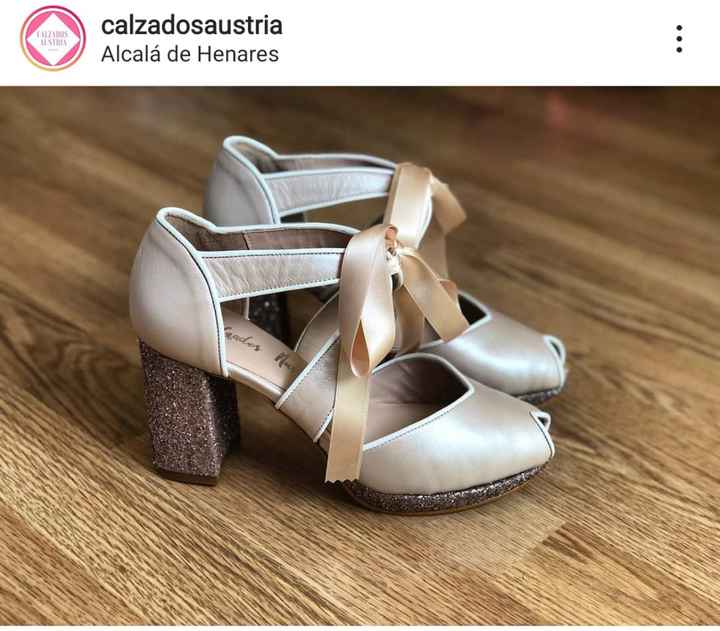 Zapatos para vestido champagne satinado - 1