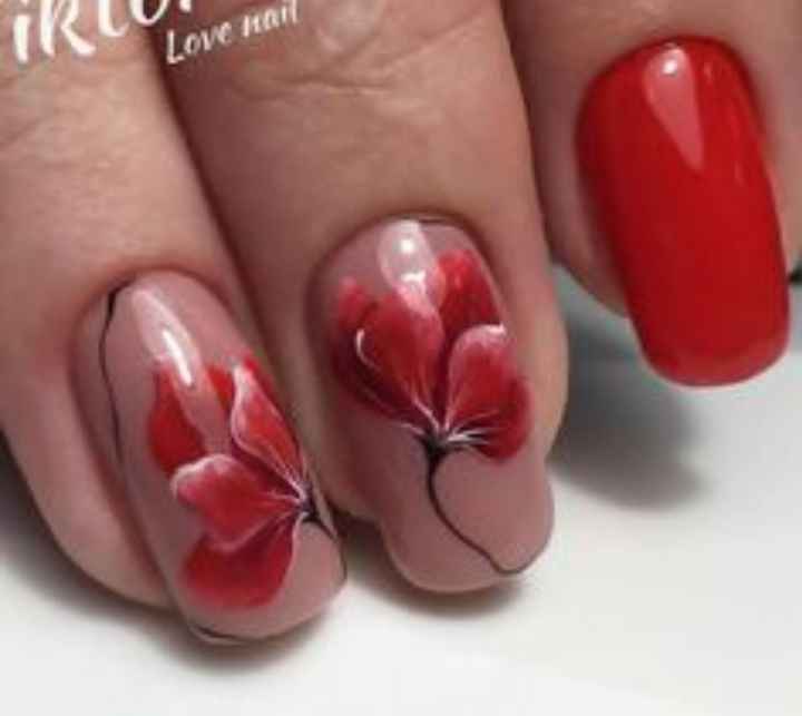 Ayuda con uñas y diseño - 3