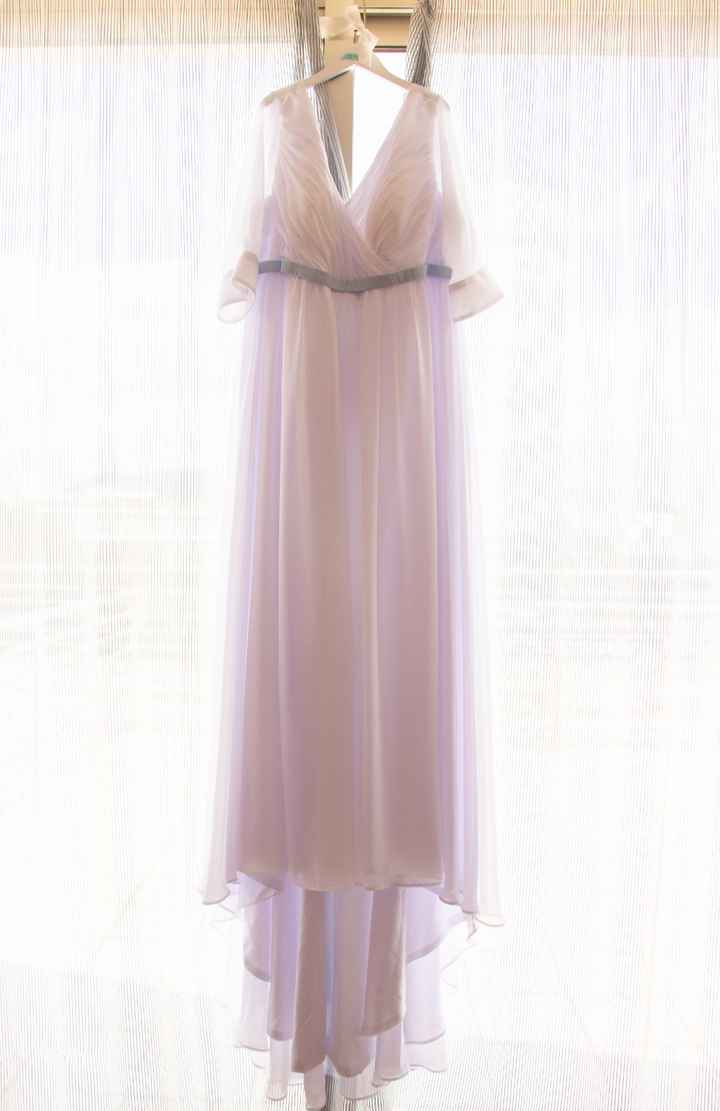Nuestros vestidos colgados!! - 2