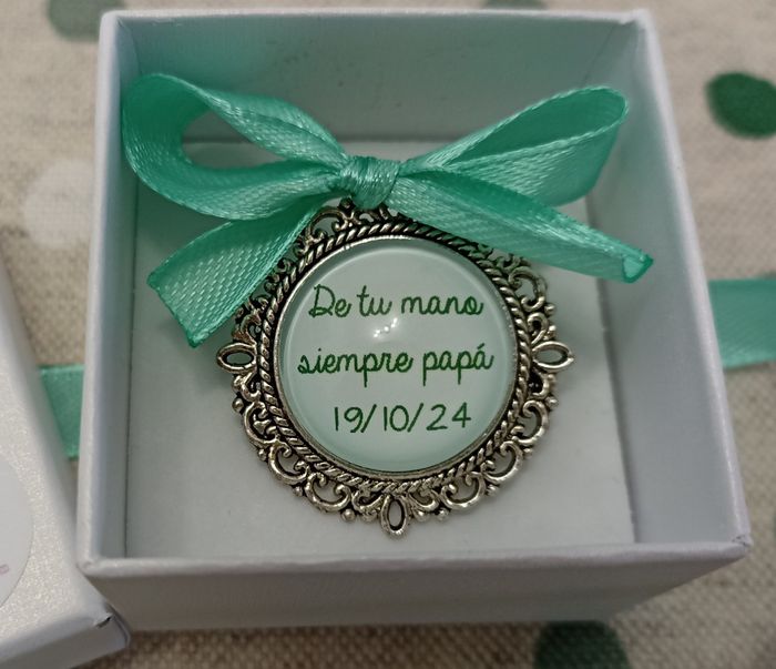 Medalla ramo de novia - 1