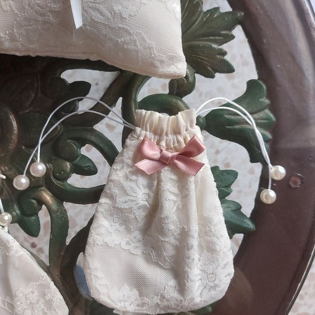 Detalles🥰, ¿que os parece? y alianzas😍 2