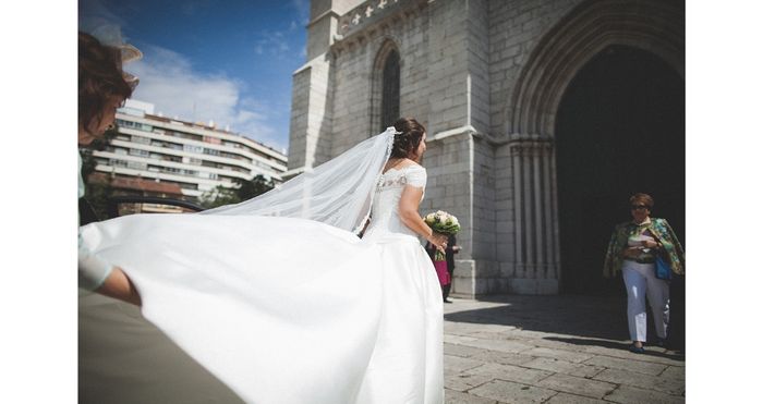El vestido por detrás