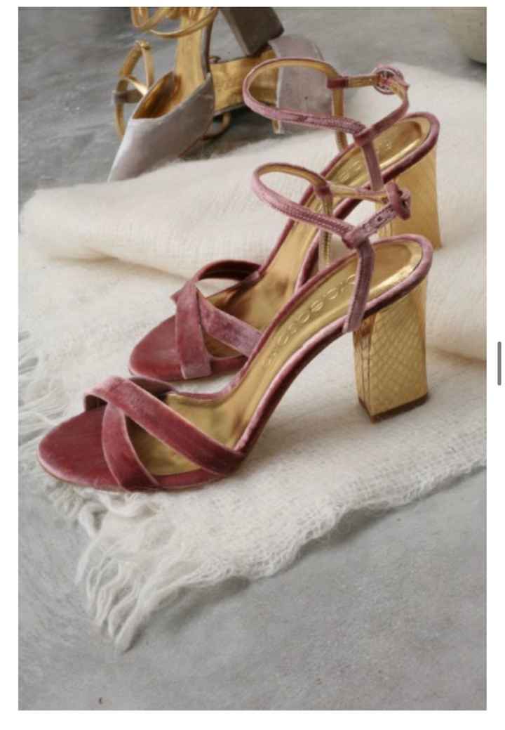 ¡Ayuda! Busco: Zapatos “bajos” con plataforma delantera - 1