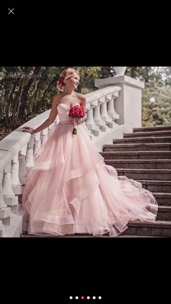 ¿Te atreverías con un vestido de color? - 1