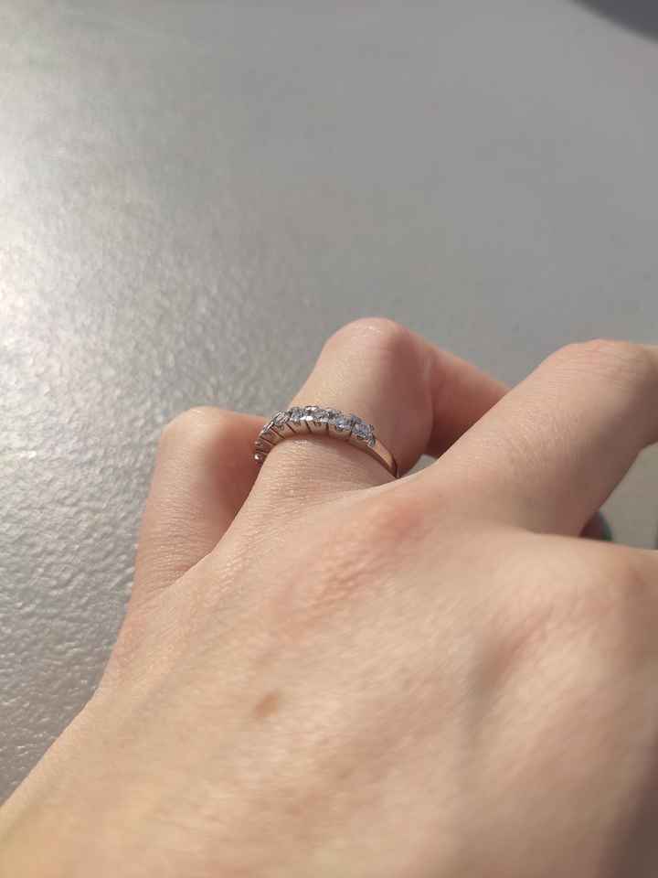 ¡Comparte una foto de tu anillo de compromiso! 😍💍 - 2