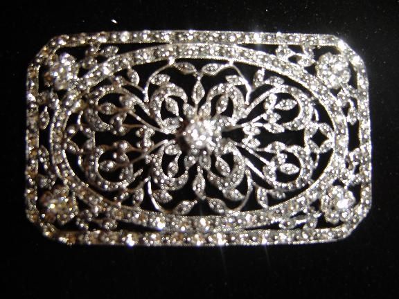 broche