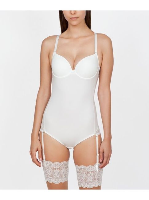 Body con escote y espalda 2