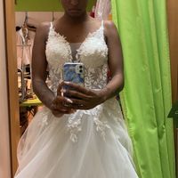 Chicas no Vayáis a la tienda si quiero Novias. En Coslada. Trato pésimo. La vendedora me vendió un v