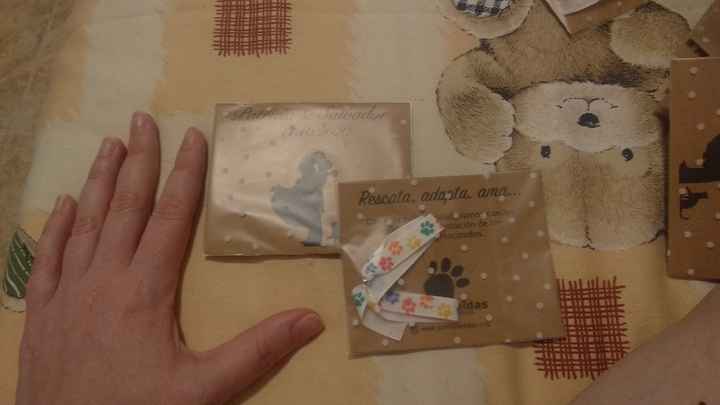 Regalo invitados solidarios perros - 2