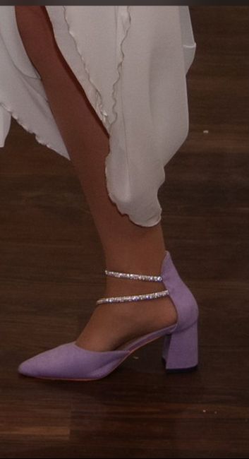 ¿De qué color son vuestros zapatos de novia? 3