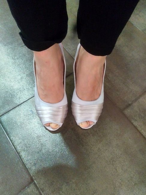 ¿De qué color vais a llevar los zapatos? - 1