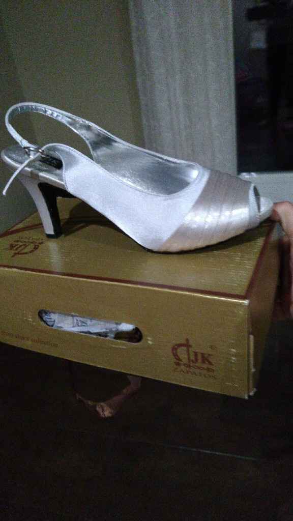 Mis zapatos de novia. - 1