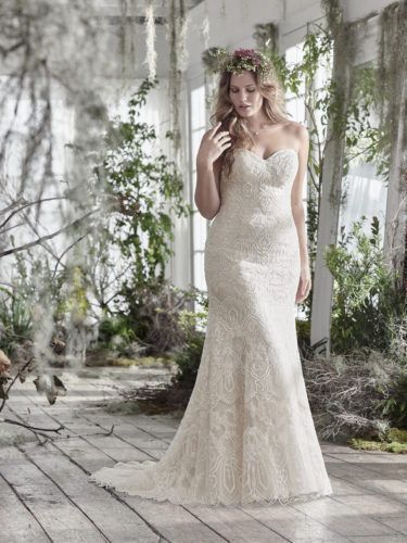 Novias talla grande - 2