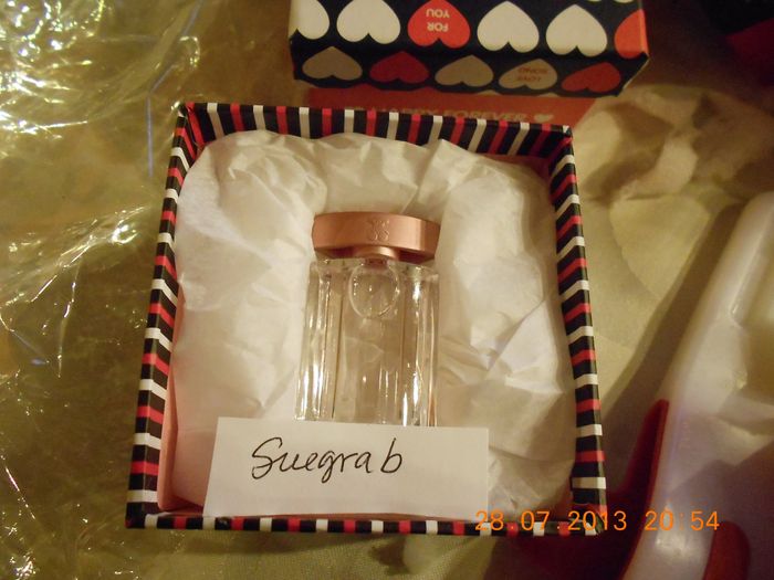 Cajitas Mini perfumes!!!
