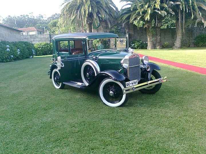 Coche antiguo