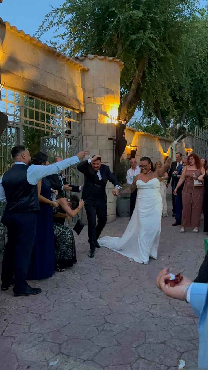 Felizmente casados 💍 - 1
