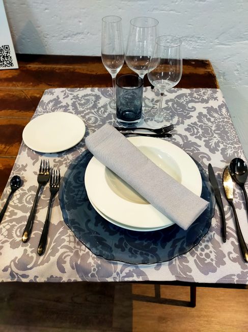 ¿Decoración floral de centros de mesa y ramo de novia a juego? 3