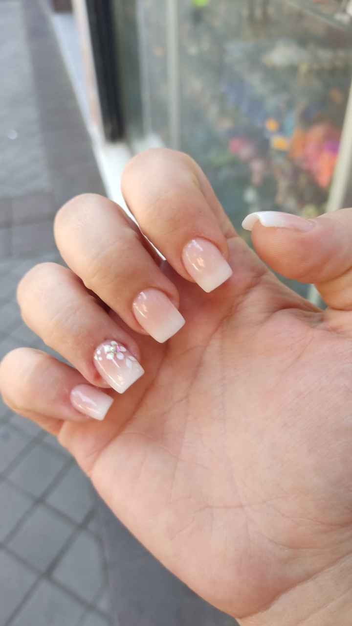 Chicas de la comunidad: manicura francesa en ¿ ballerina, cuadradas y ovaladas? - 1