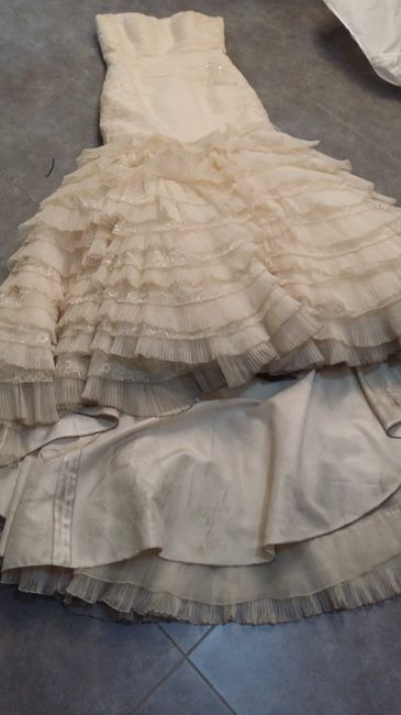 El vestido tras el día b: impregnado de recuerdos - 1