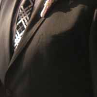 El prendido en el traje del padrino