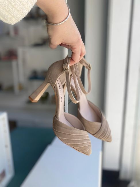 Ideas de zapatos para novias e invitadas 11