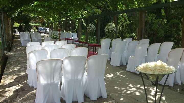 Decoración floral para la ceremonia