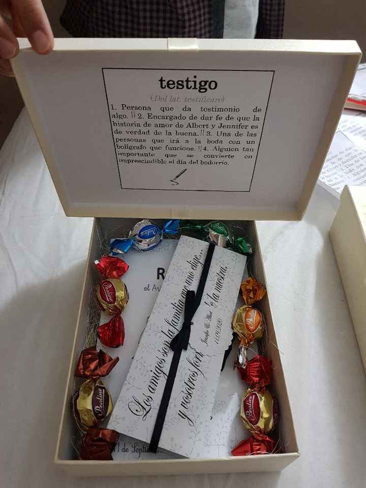 Cajitas personalizadas para testigos - 4