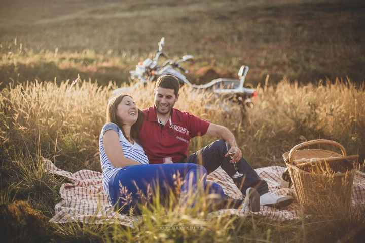 Mi preboda de campito, moto y manta