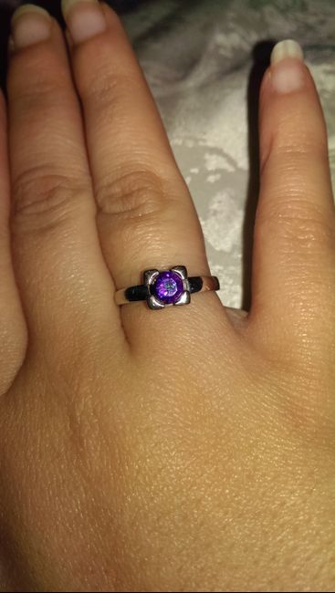 Nuestros anillos de compromiso... - 1