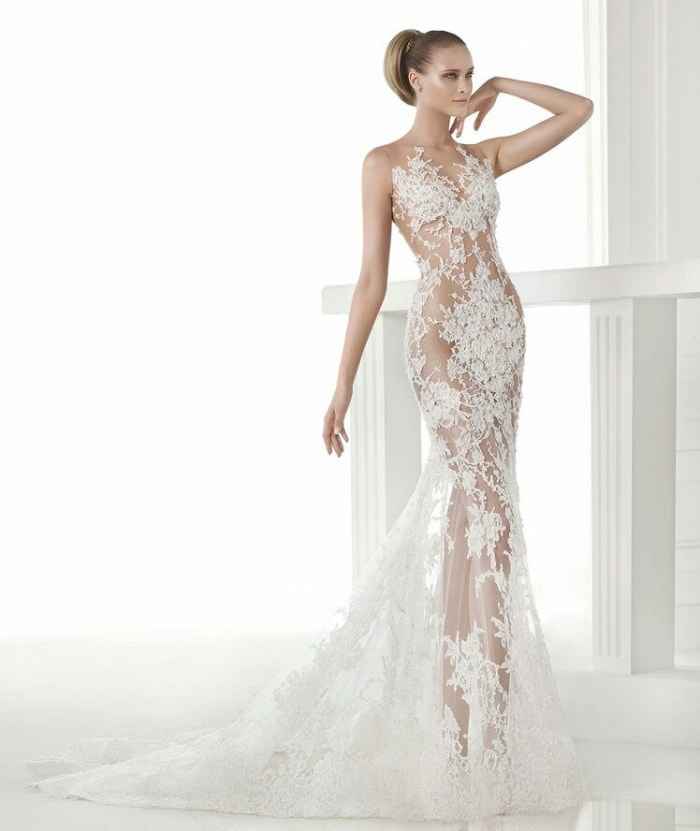 Transparencias en el vestido - 2