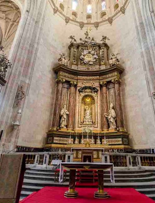 Interior catedral