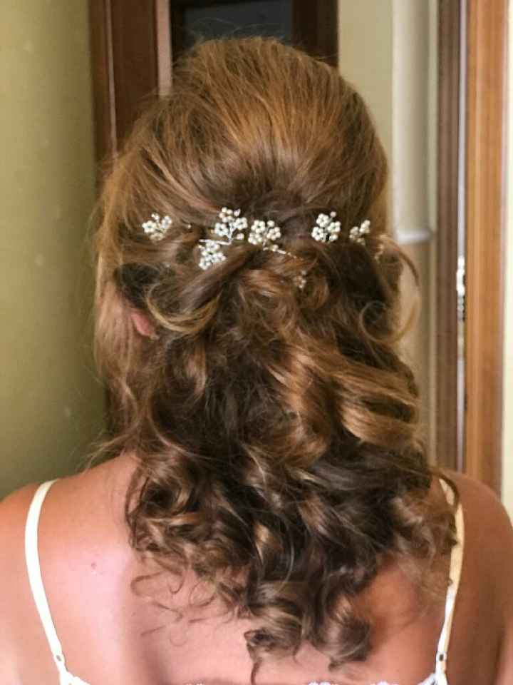 Indecisa con peinado y peluquera - 1