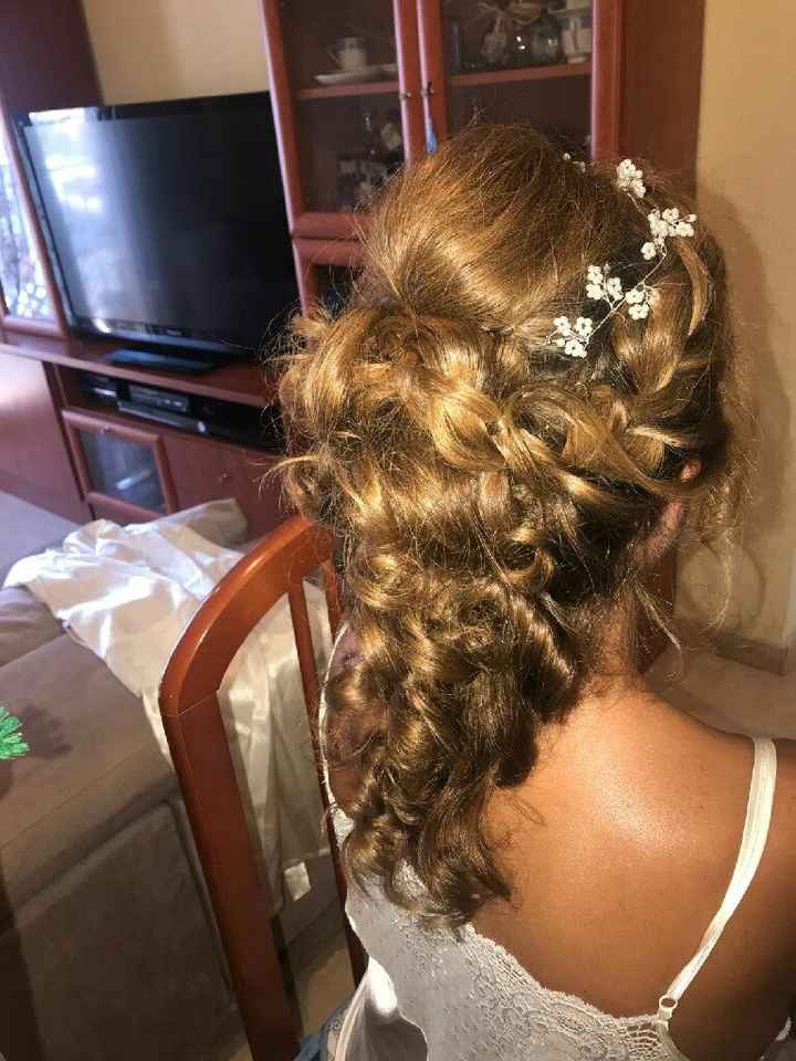 Indecisa con peinado y peluquera - 5